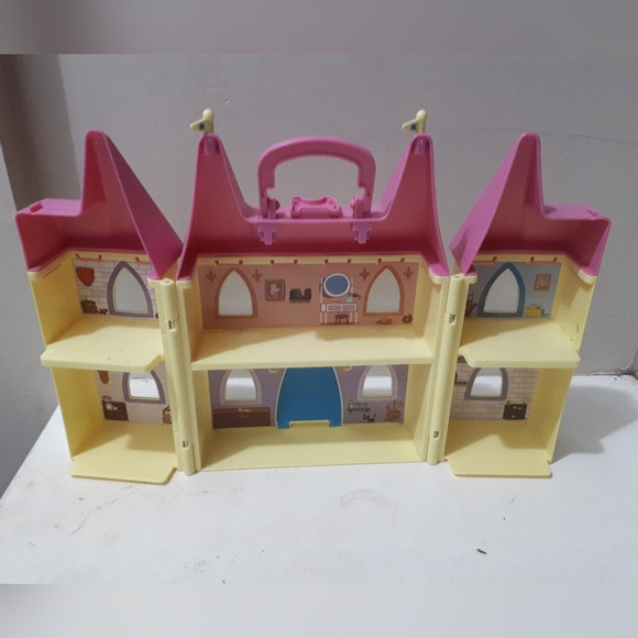 Large Peppa Pig lot - Picture 5 of 6